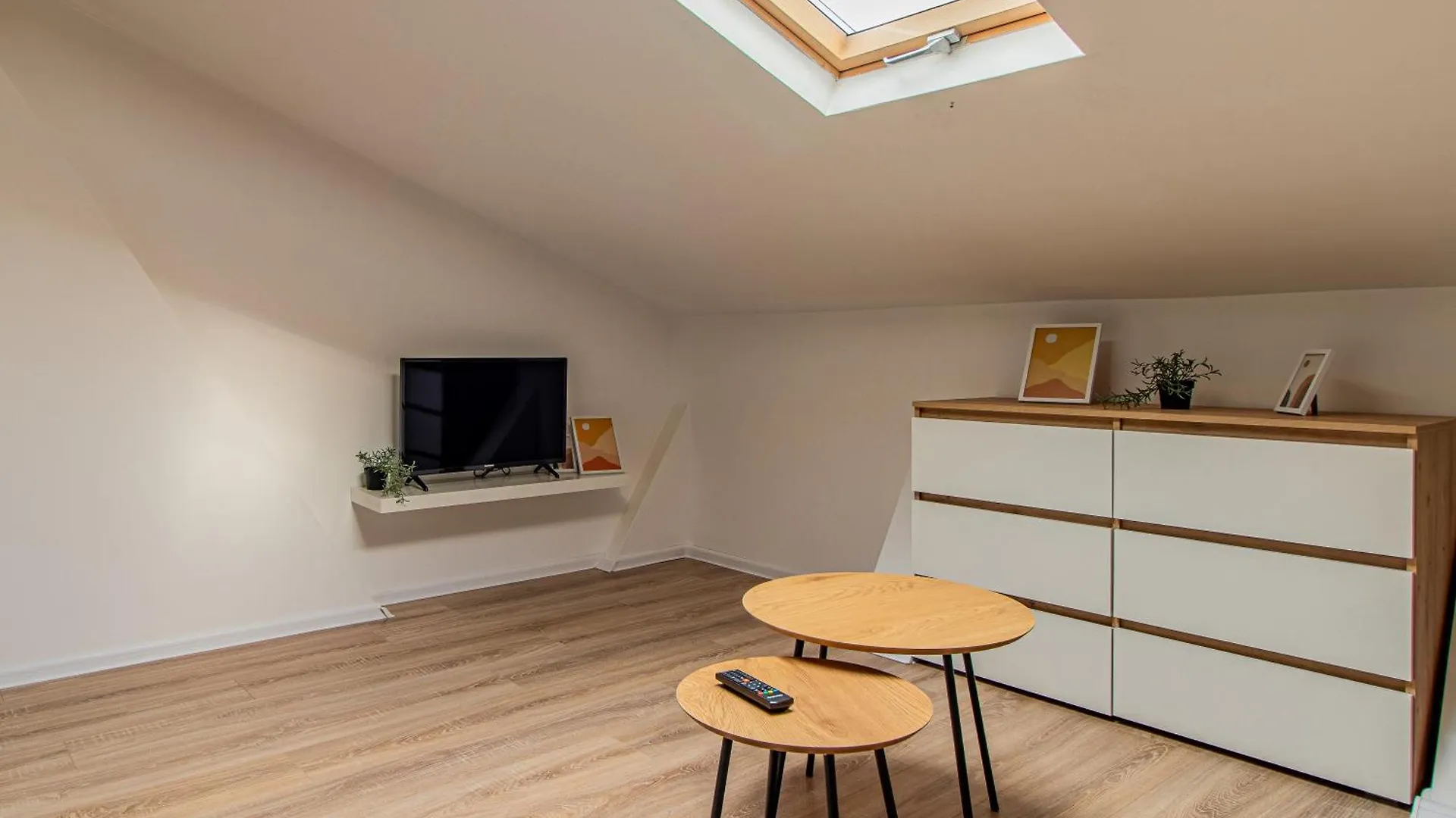 Apartament Skyline Studio - Sofia Center